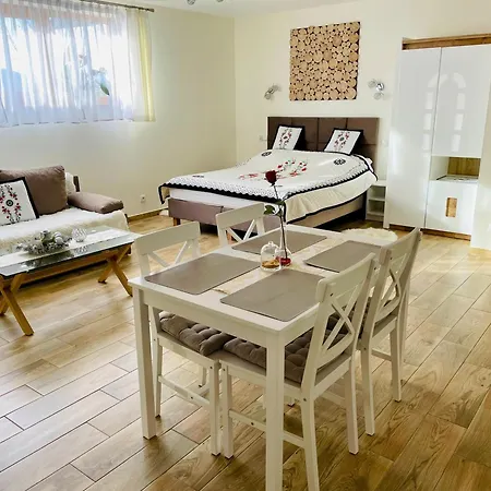 Apartament Pod Jarząbami *